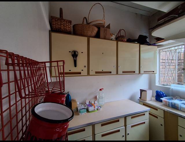 4 BEDROOM FREESTANDING FOR SALE IN STILFONTEIN EXT 3